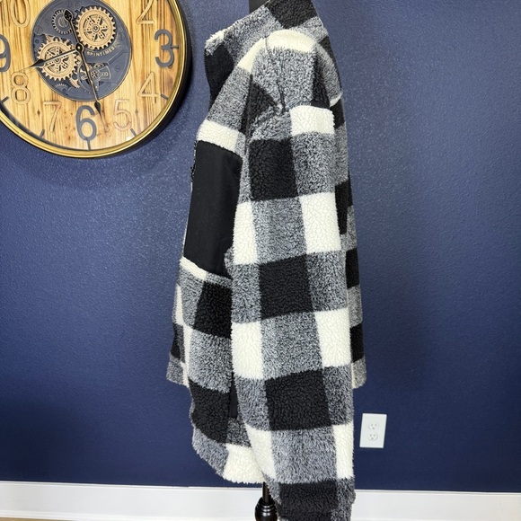 Mountain Khakis Black and White Check Jacket - Picture 2 of 9